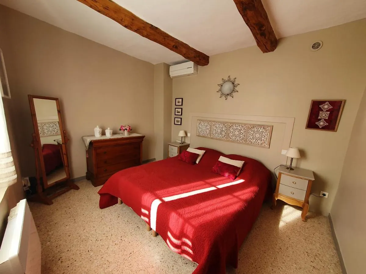 L'angélus, gîte de charme au coeur du vieux village de Sablet Hébergement de vacances