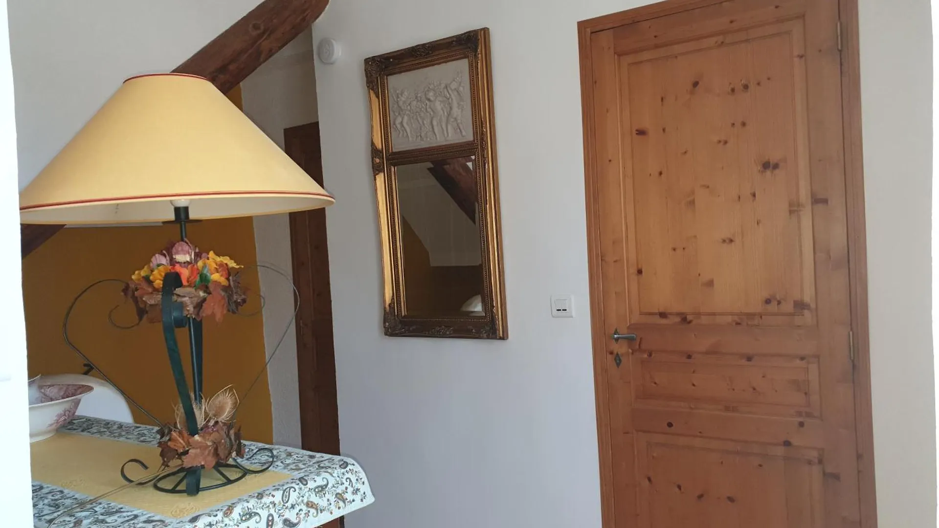 L'angélus, gîte de charme au coeur du vieux village de Sablet